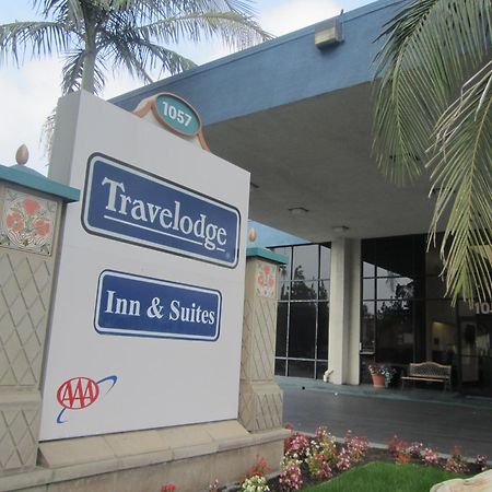 Travelodge Inn & Suites By Wyndham Anaheim On Disneyland Dr Extérieur photo