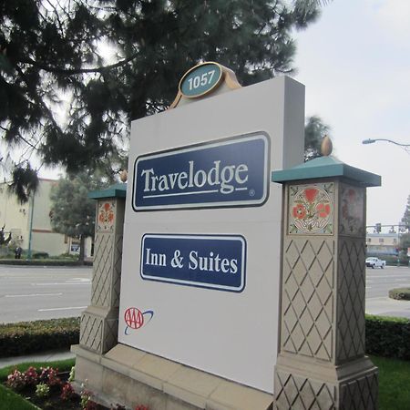 Travelodge Inn & Suites By Wyndham Anaheim On Disneyland Dr Extérieur photo