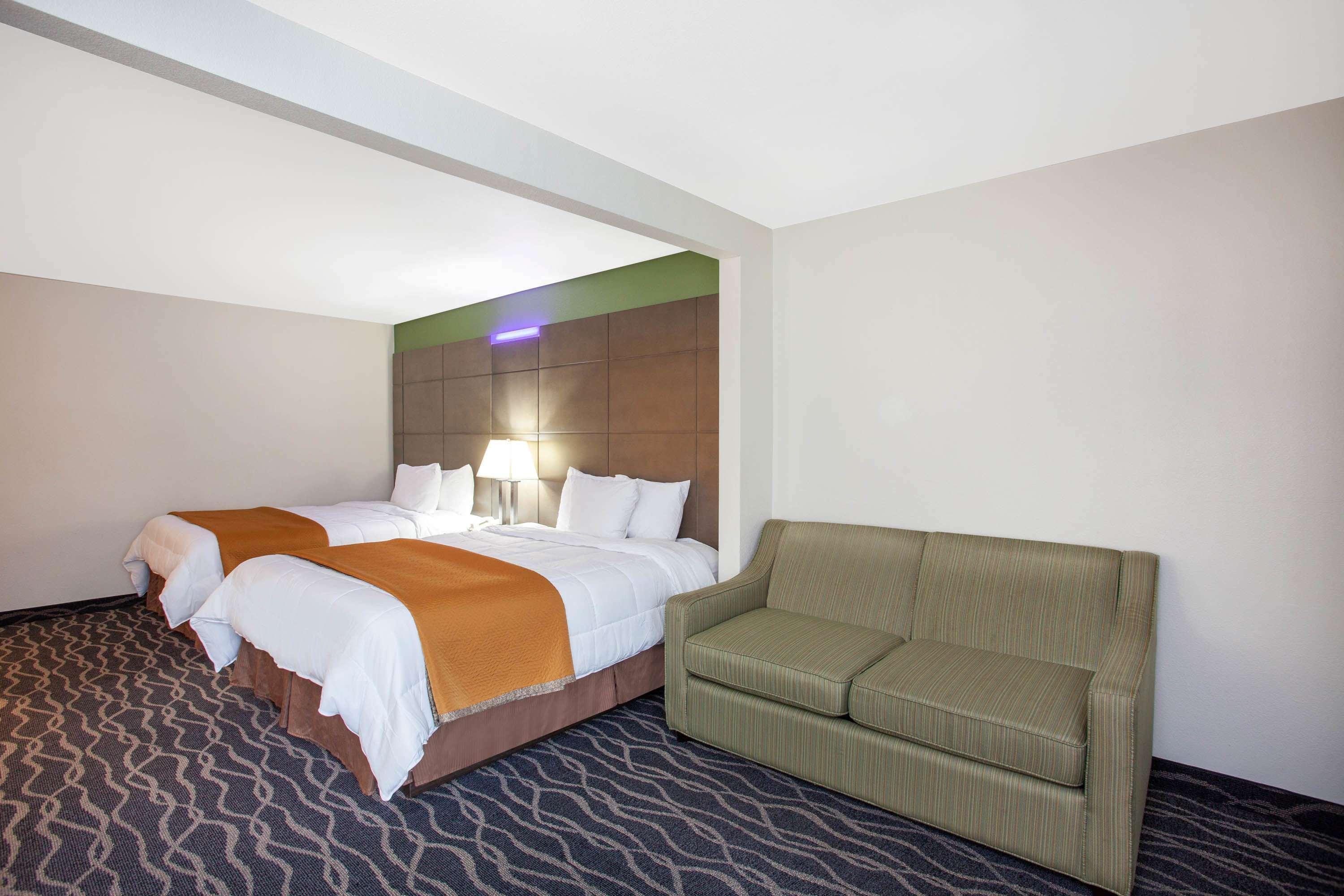 Travelodge Inn & Suites By Wyndham Anaheim On Disneyland Dr Extérieur photo